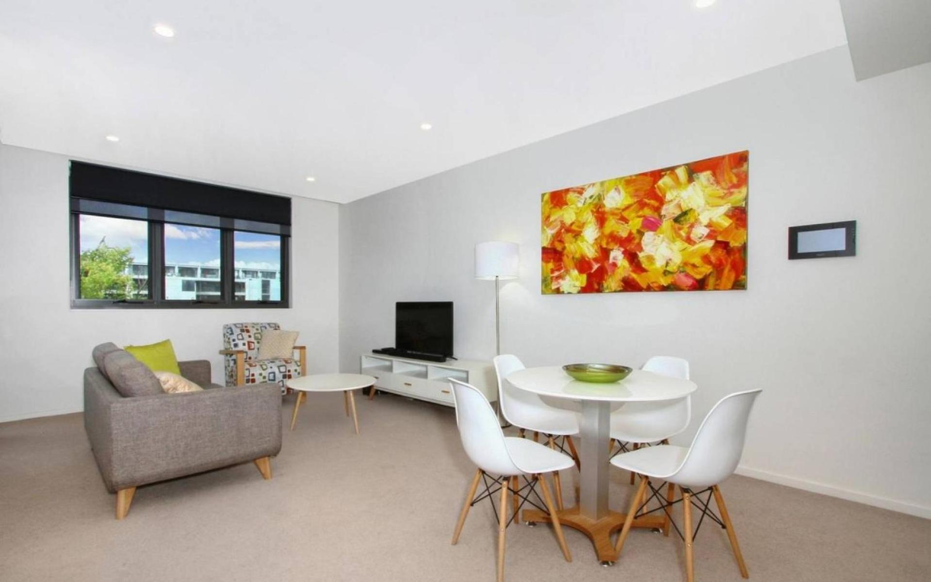 Iq Smart Apartments 704 Braddon Act Canberra Exterior photo